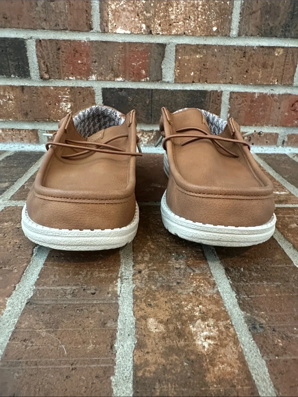 Hey Dude slip-ons excellent condition!! Youth 5